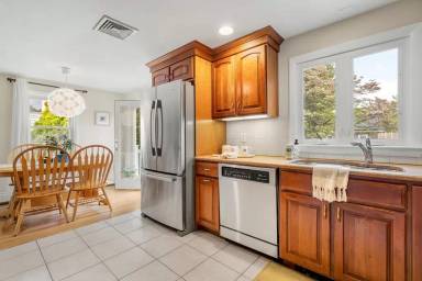 Main picture of 41 Rublee St