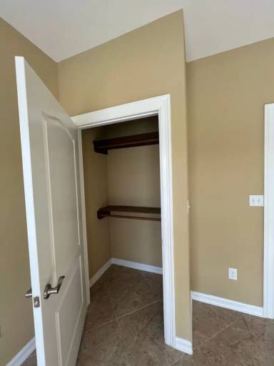 Main picture of 765 N Ebony Ave