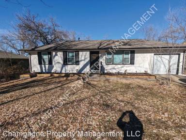 Main picture of 5806 Fairlane Dr