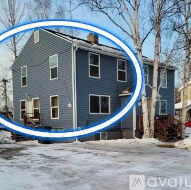 Main picture of 760 8th Ave