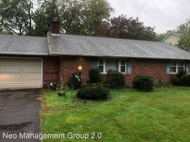 Main picture of 1460 N Line St