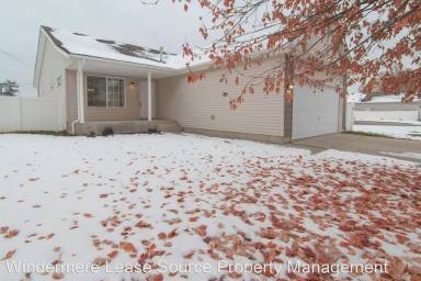 Main picture of 1707 W Pleasant Ln