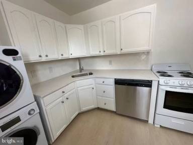 Main picture of 3617 Garrett Rd