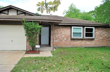 Main picture of 12410 FM 1960 Rd W