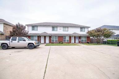Main picture of 4303 Alan Kent Dr