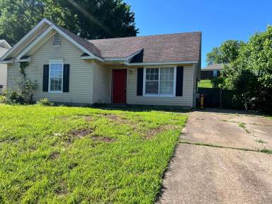 Main picture of 2495 Redvers Ave