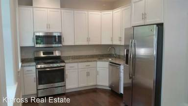 Main picture of 2044 Beacon St