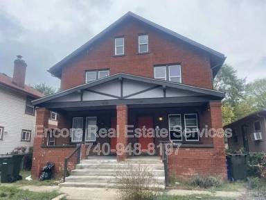 Main picture of 1738 E Fulton St