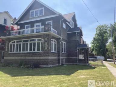 Main picture of 790 McKinley Pkwy