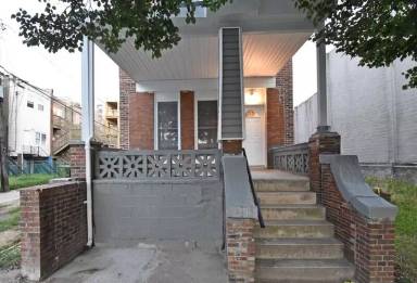 Main picture of 2402 Lakeview Ave
