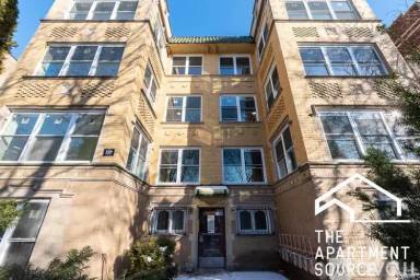 Main picture of 4937 N Saint Louis Ave