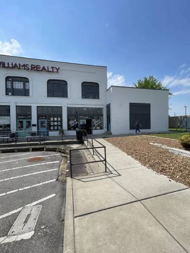 Main picture of 118 Public Sq