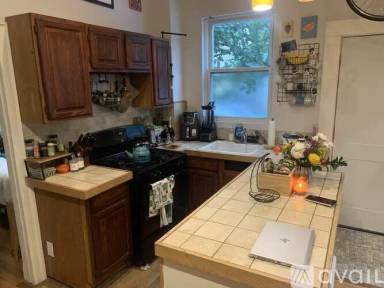 Main picture of 91 Pleasant St