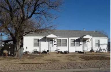 Main picture of 1322 W May St