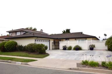 Main picture of 5783 Scripps St
