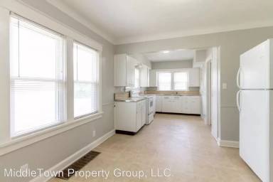 Main picture of 1130 W Abbott St