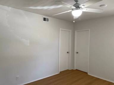 Main picture of 7127 Whitaker Ave