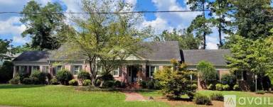 Main picture of 111 Fuller St