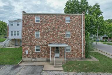 Main picture of 1002 E Capitol Ave