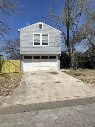 Main picture of 9931 Village Briar