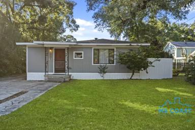 Main picture of 159 Saint George Ave
