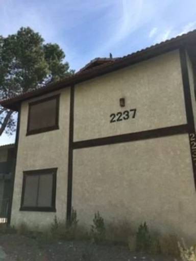 Main picture of 2237 N Jones Blvd