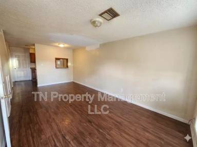 Main picture of 106 Rue Royale
