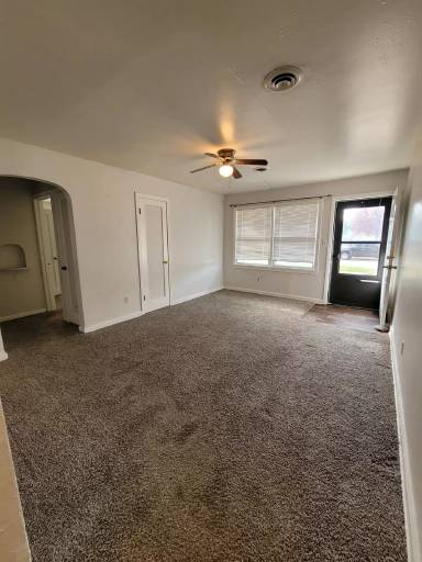 Main picture of 2046 S Palisade Ave