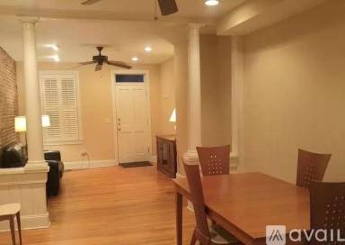 Main picture of 109 E West St