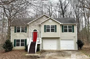 Main picture of 389 Edgefield Dr