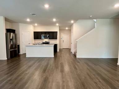 Main picture of 2304 Lattimore St