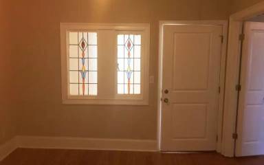 Main picture of 648 E Main St