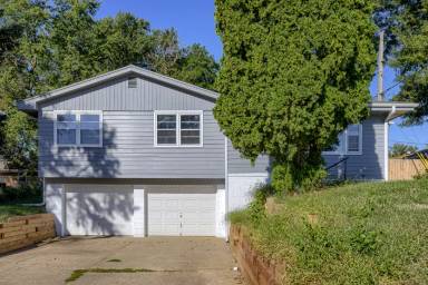 Main picture of 4908 N 48th St