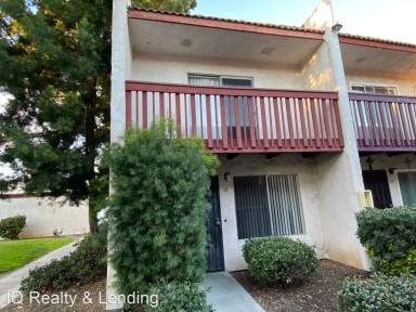 Main picture of 888 Cherrywood Way