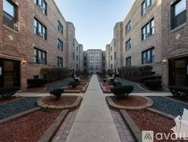 Main picture of 3726 N Pine Grove Ave