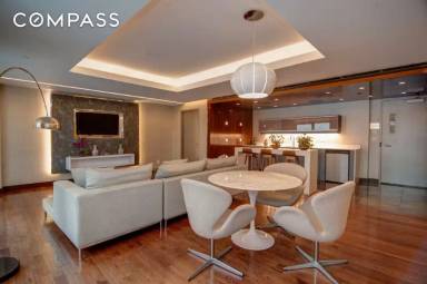 Main picture of 267 6th St Apartments