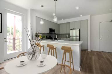 Main picture of The Charlie La Mirada