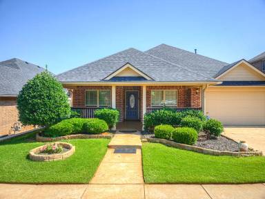 Main picture of 3608 NW 176th St