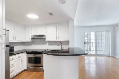 Main picture of Mayfair Tower Condominium