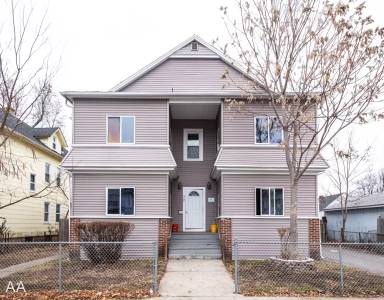 Main picture of 72 Kensington Ave