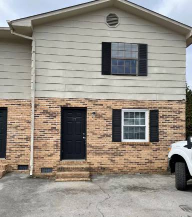 Main picture of 315 Northcrest Cir NE