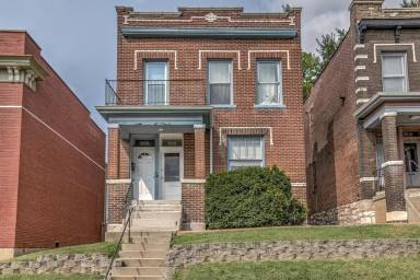 Main picture of 3823 Blaine Ave