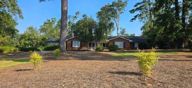 Main picture of 289 Ashbrook Dr