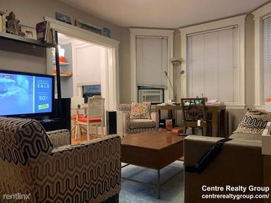 Main picture of 120 Riverway