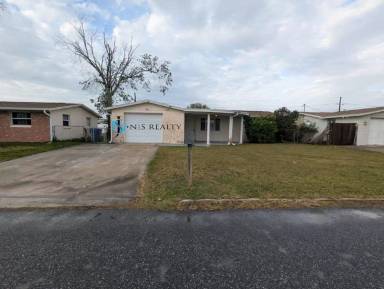 Main picture of 3743 Elmwood Dr