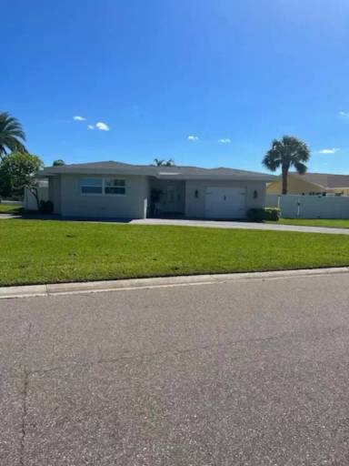 Main picture of 2109 Bayshore Dr