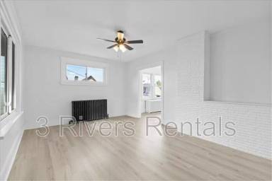 Main picture of 22 Thielman Ave