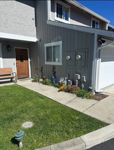 Main picture of 3433 Mission Dr