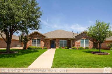 Main picture of 4917 Royal Oak Dr