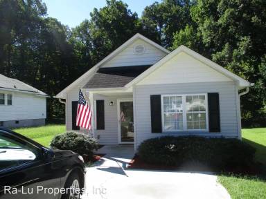 Main picture of 1636 Thompson Dr
